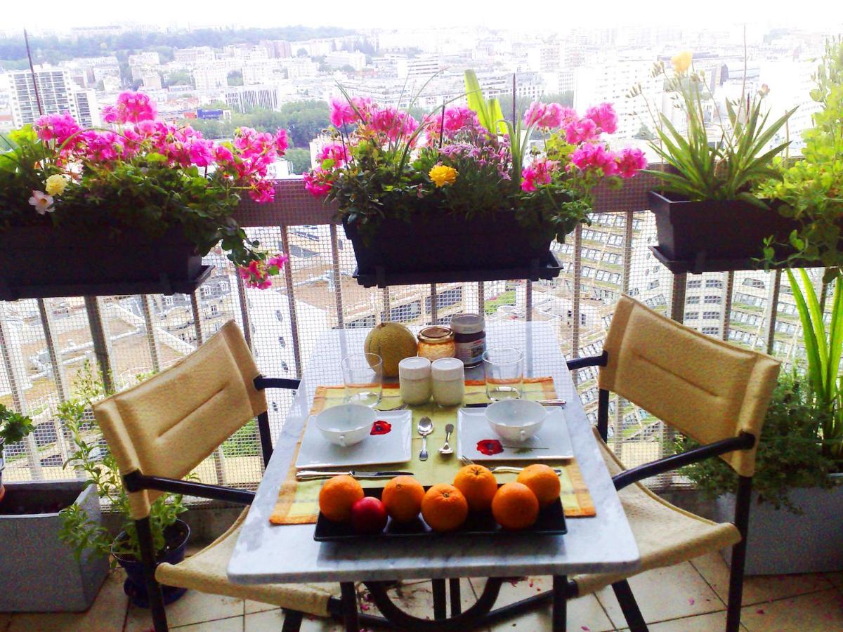 Paris On Top Bagian luar foto